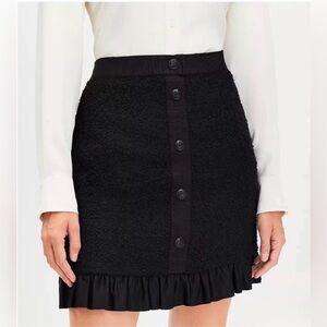Loft Boucle button ruffle mini skirt- size 8